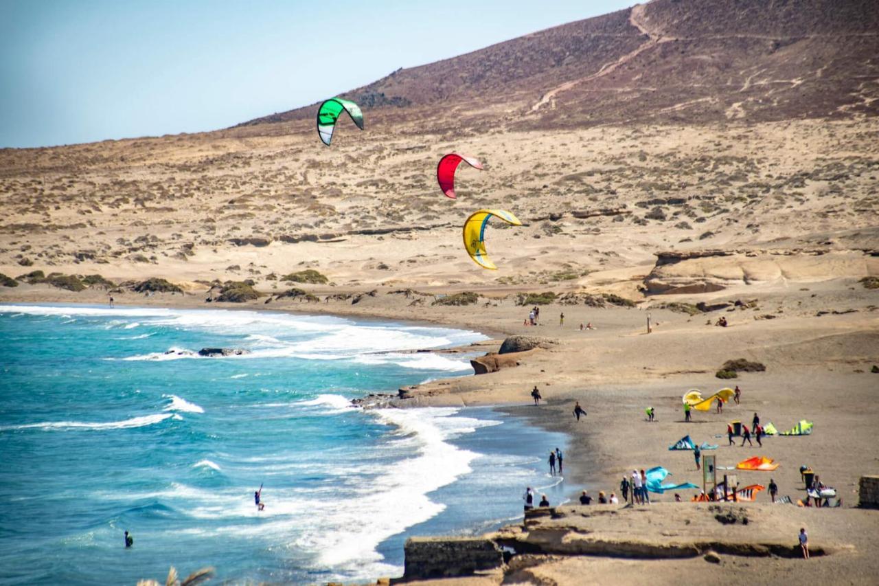 Alquilaencanarias-Medano Colon Center, Near The Beach Эль-Медано Экстерьер фото